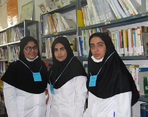 کسب مقام سوم دانش آموزان در سومین دوره مسابقات آزمایشگاهی یادواره شهید احمدی روشن